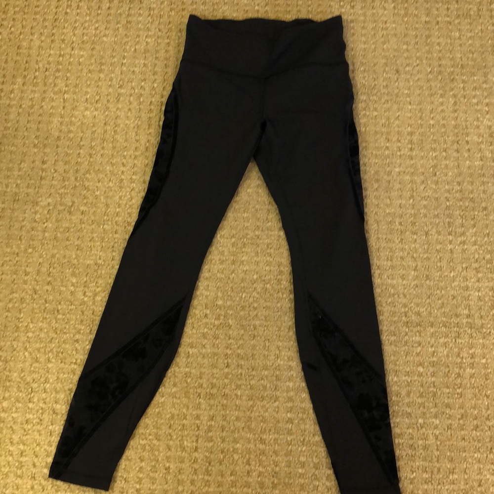 Black lululemon leggings size 8.